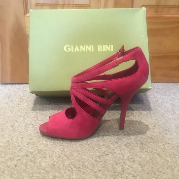 Gianni Bini Zodiac Pumps - Picture 4 of 7